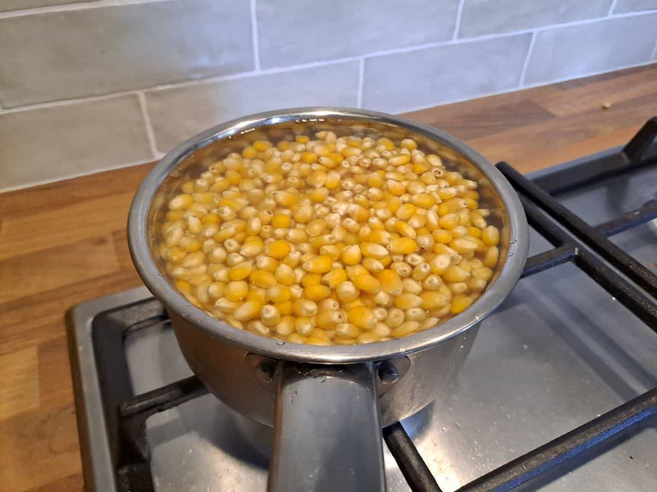 Boiling popcorn grain spawn