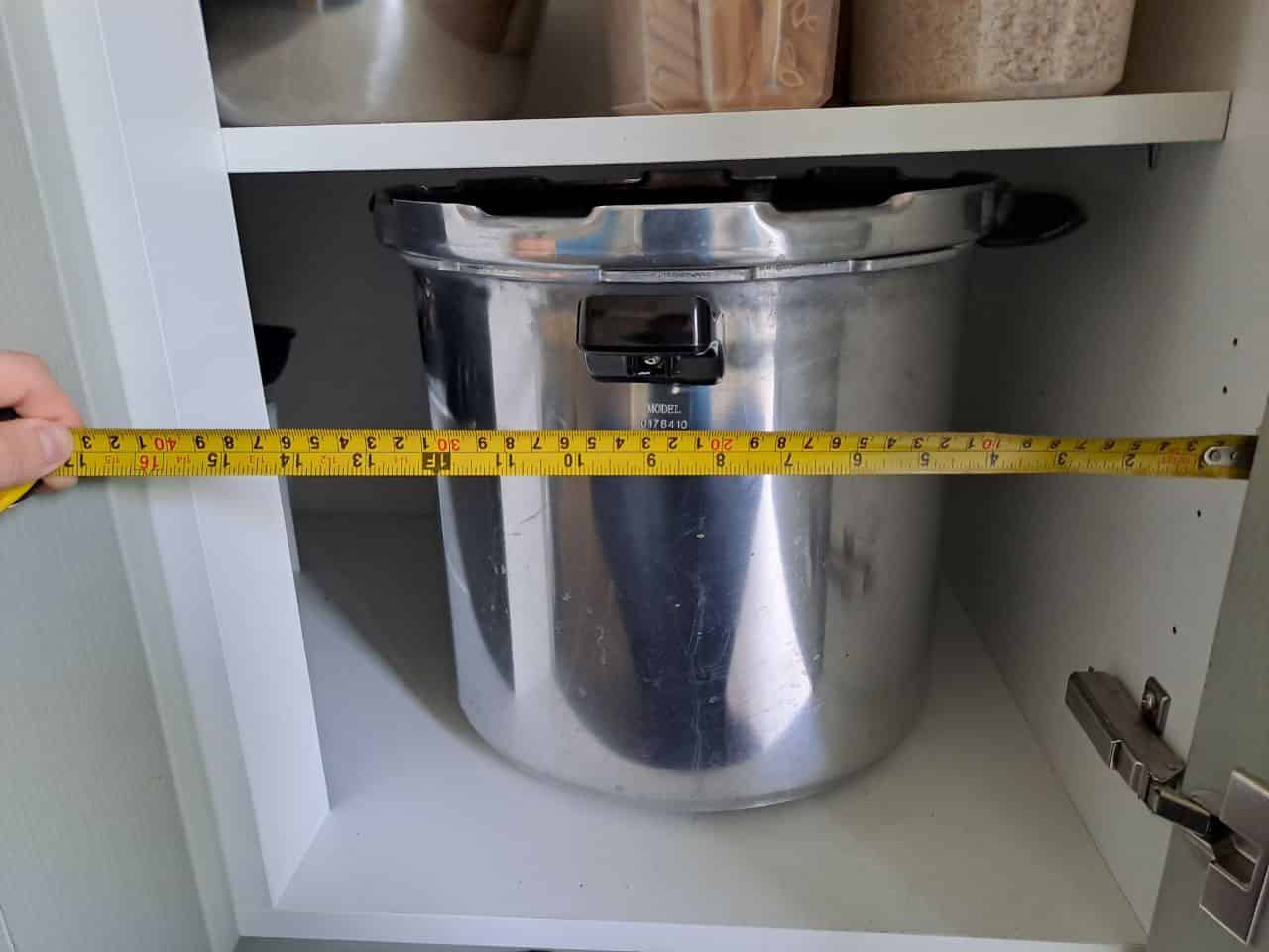 measuring storage size for pressure cooker