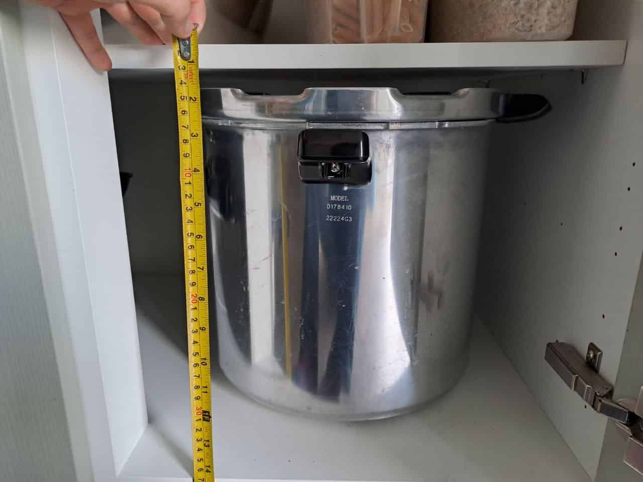 measuring storage for pressure cooker